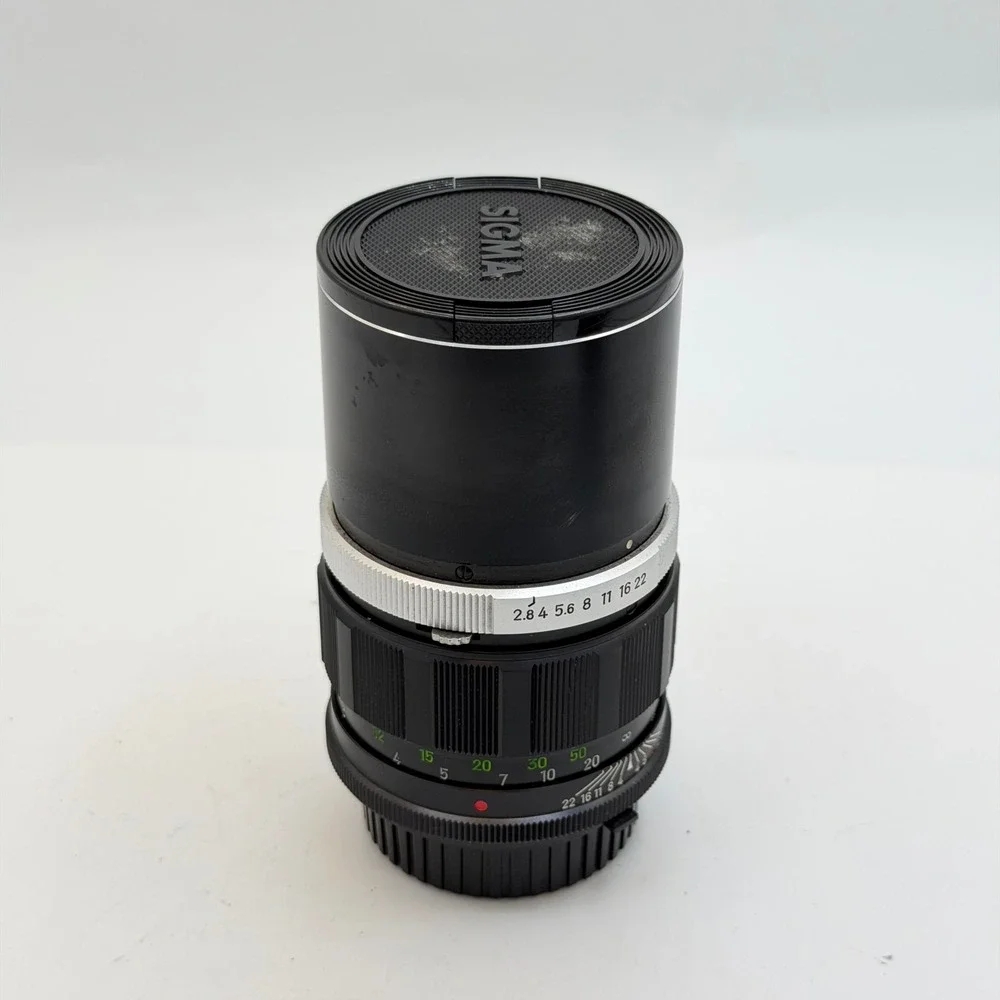 Minolta MC Tele Rokkor-PF 135mm f2.8 Lens with Hood and Case Vintage Japan